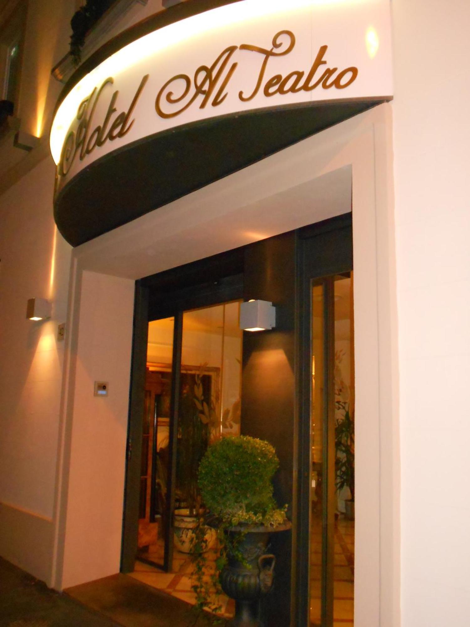 Hotel Al Teatro Livorno Exterior foto